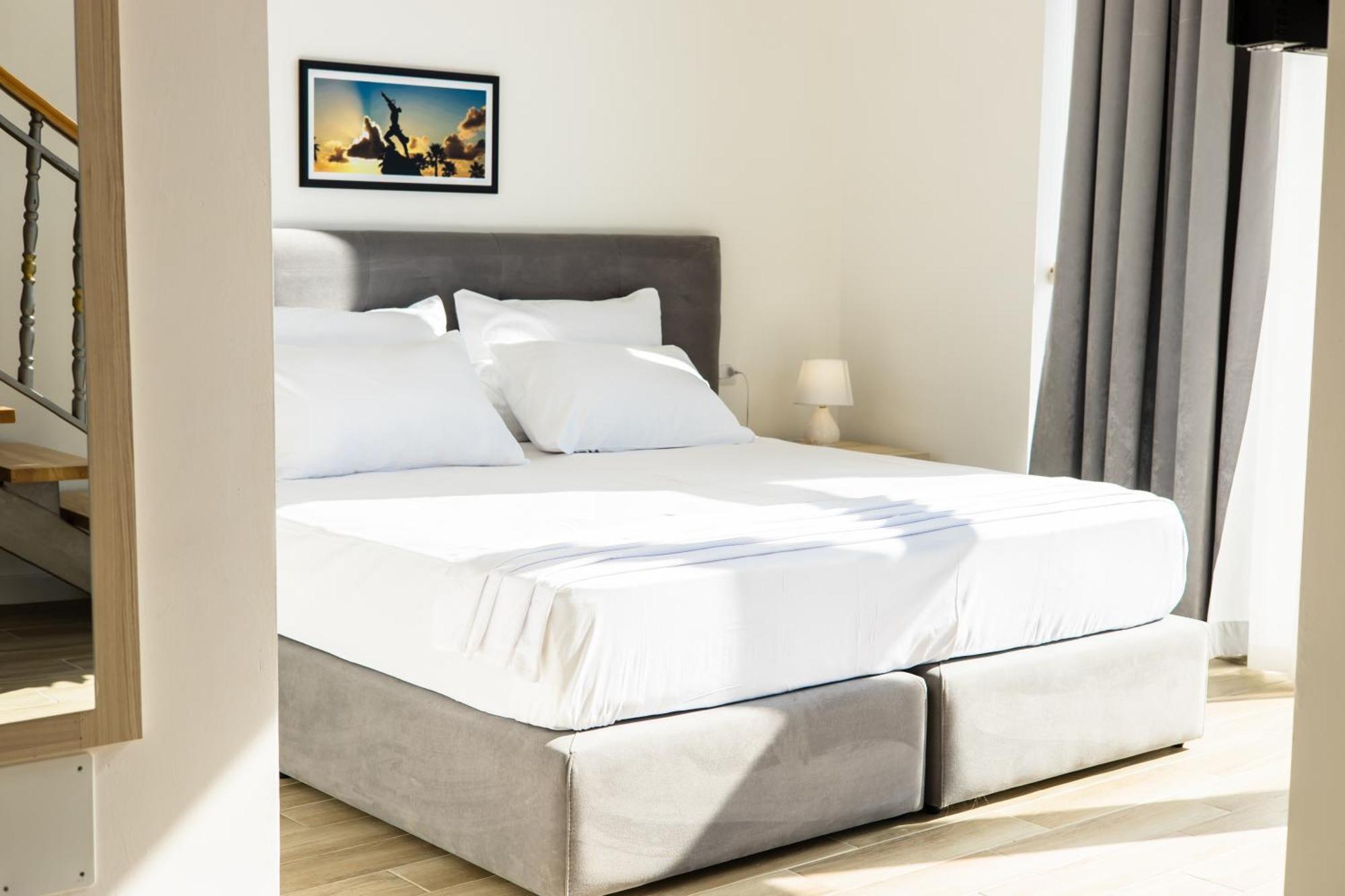 فندق Costa Del Sol دراس المظهر الخارجي الصورة