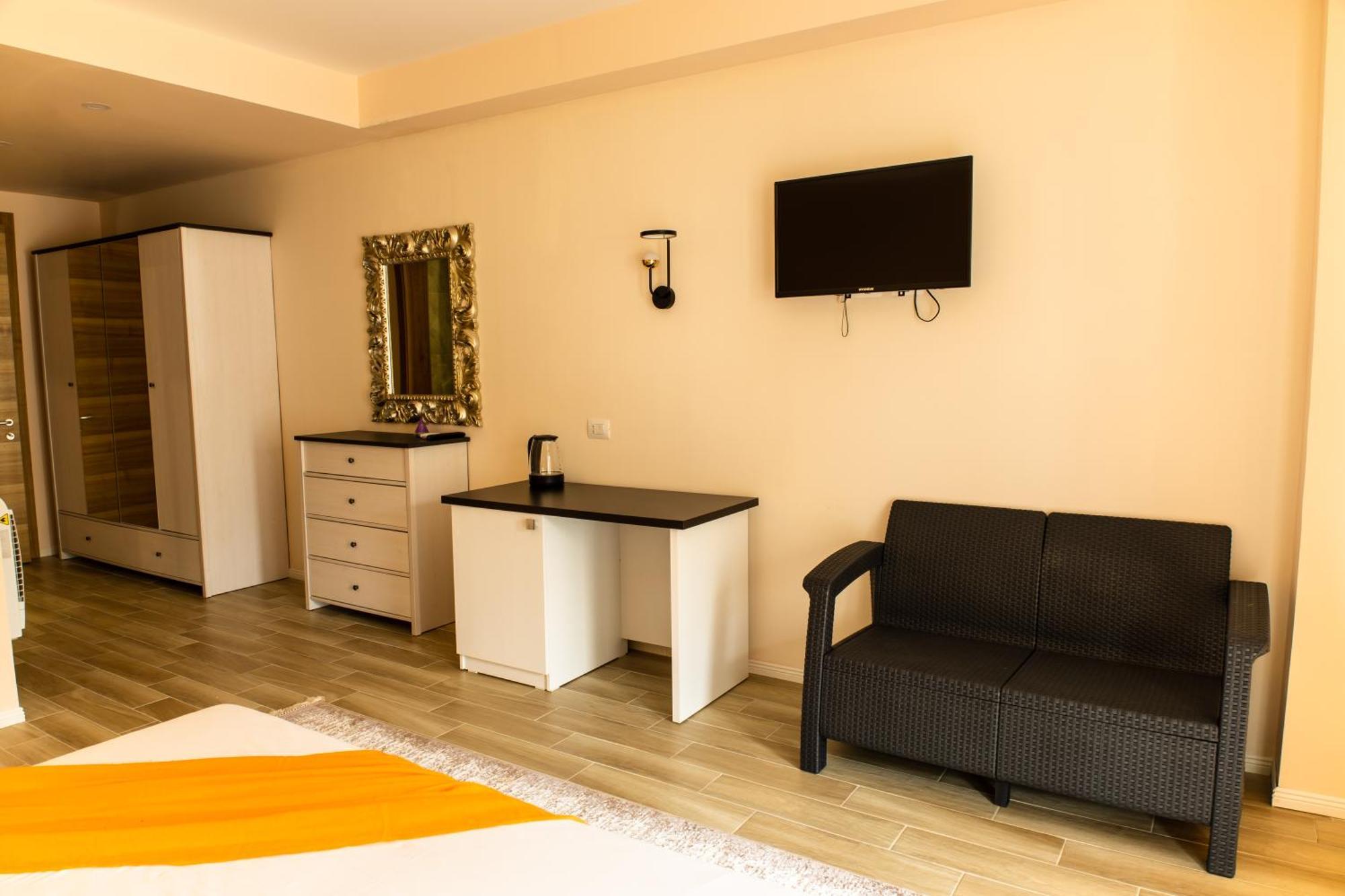 فندق Costa Del Sol دراس المظهر الخارجي الصورة